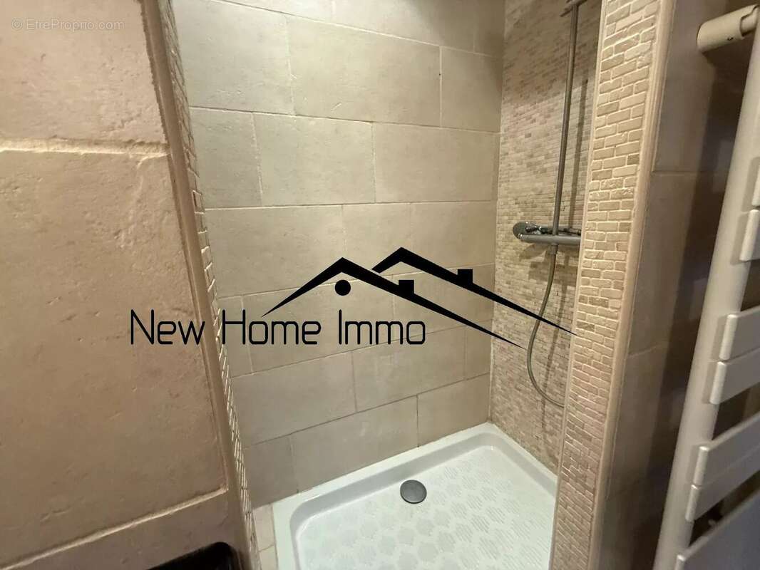 Appartement à MARSEILLE-7E