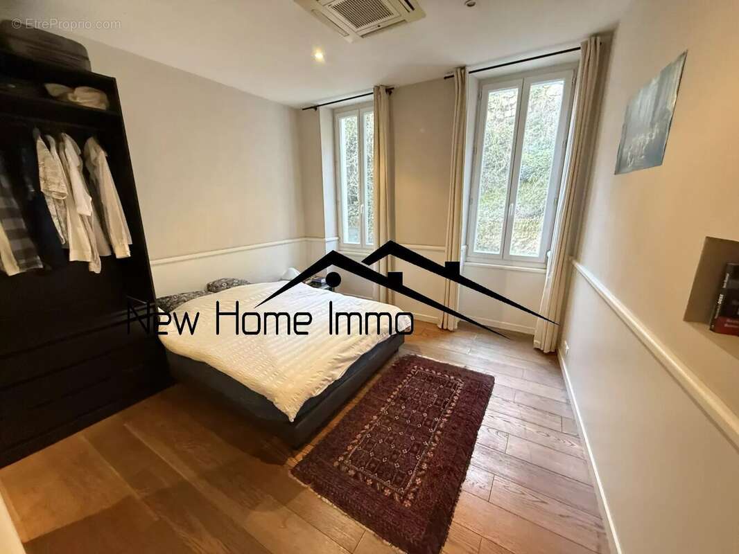 Appartement à MARSEILLE-7E