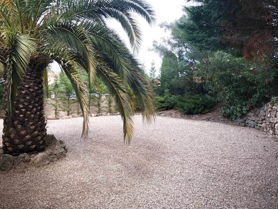 Maison à MANDELIEU-LA-NAPOULE