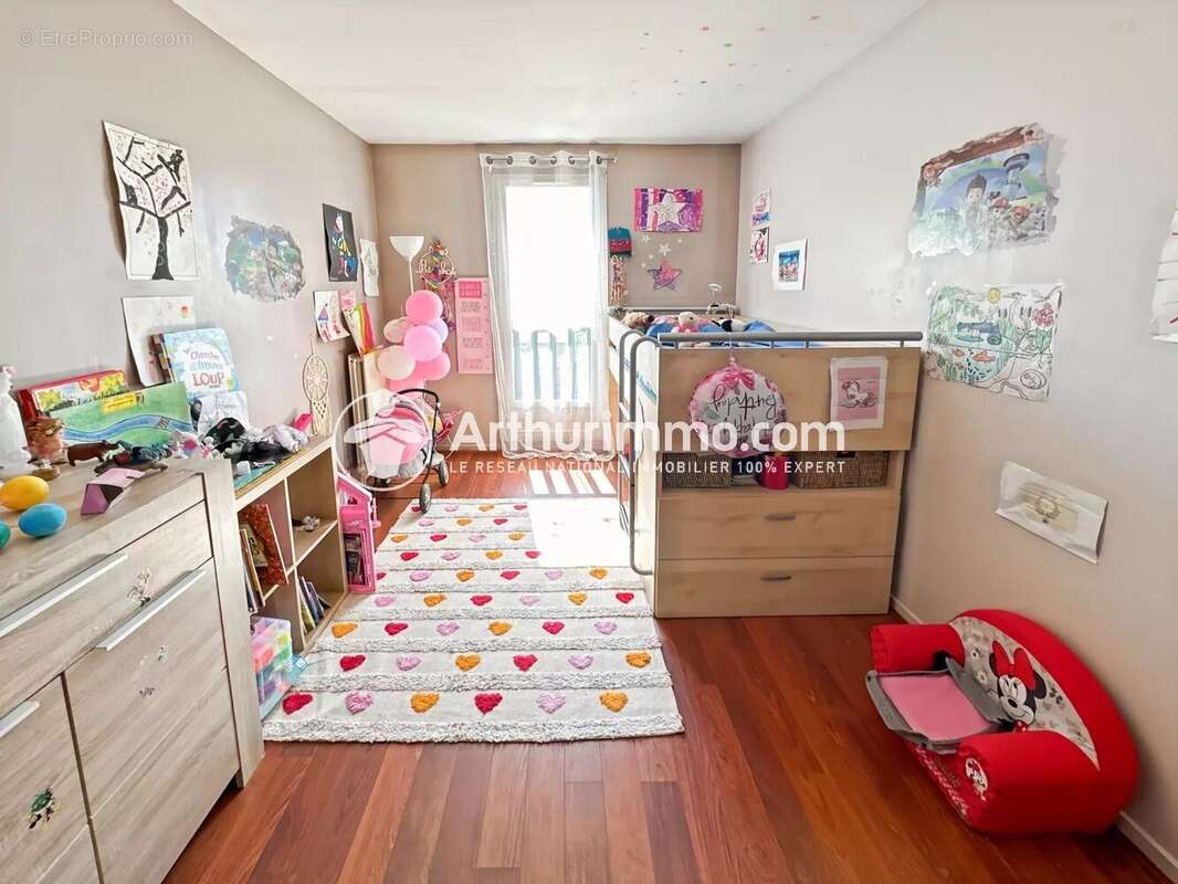 Maison à SAINT-PIERRE-DU-PERRAY