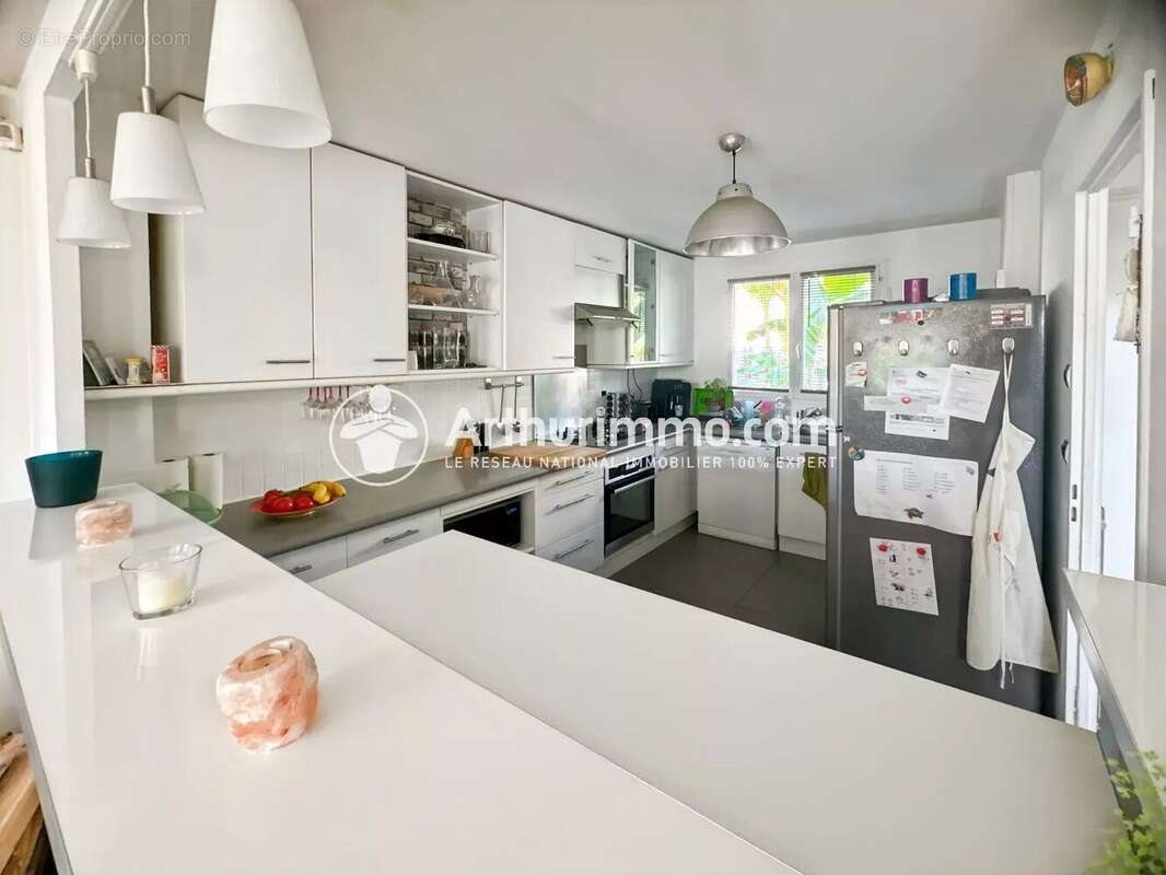 Maison à SAINT-PIERRE-DU-PERRAY