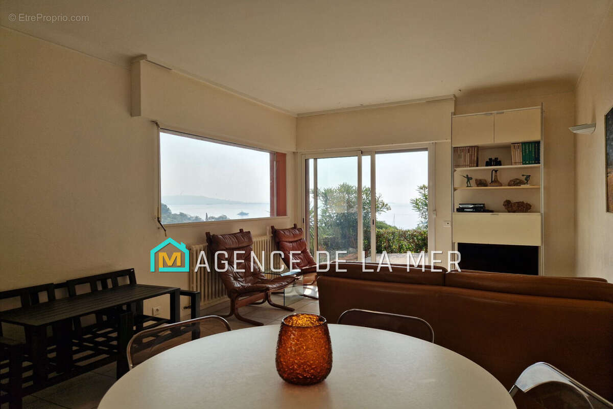 Maison à THEOULE-SUR-MER