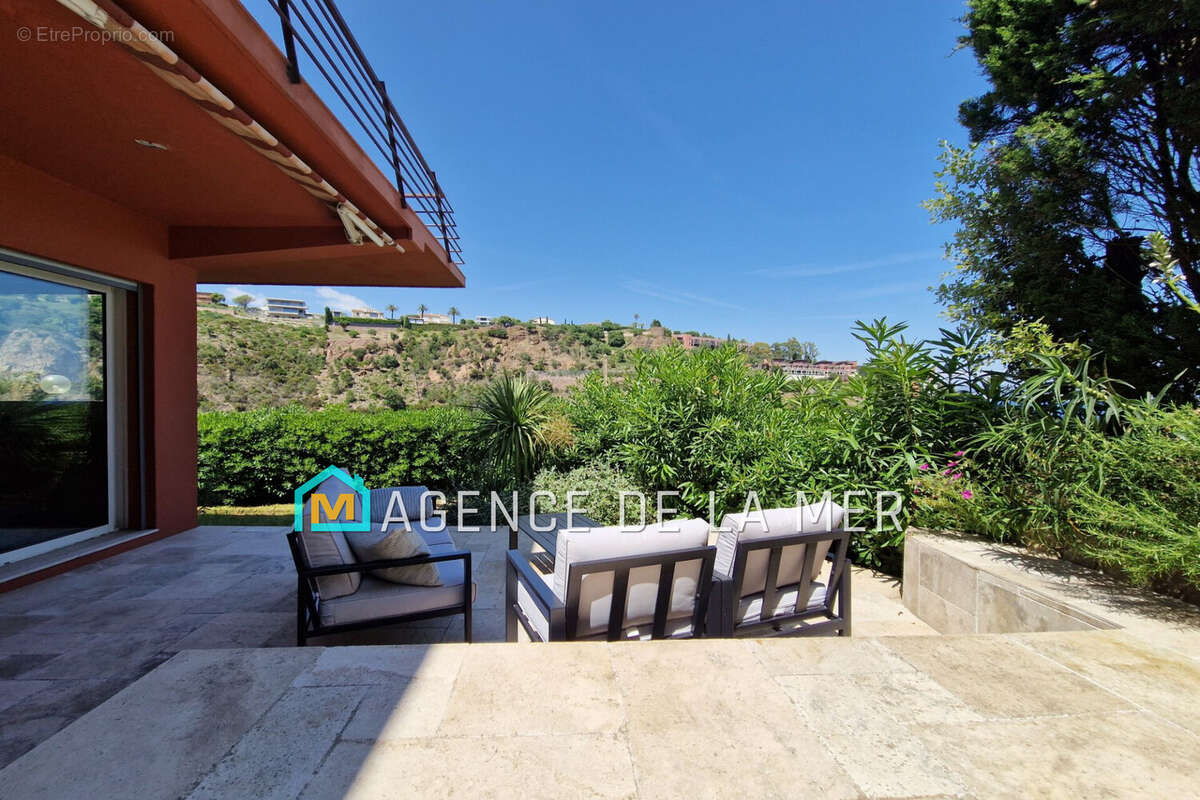 Maison à THEOULE-SUR-MER