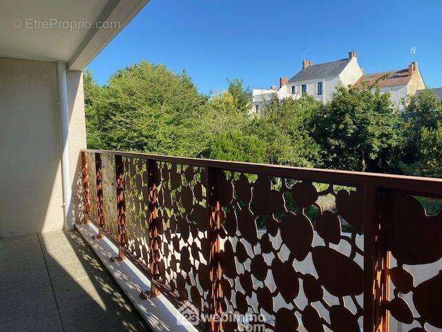 BALCON - Appartement à LA ROCHE-SUR-YON