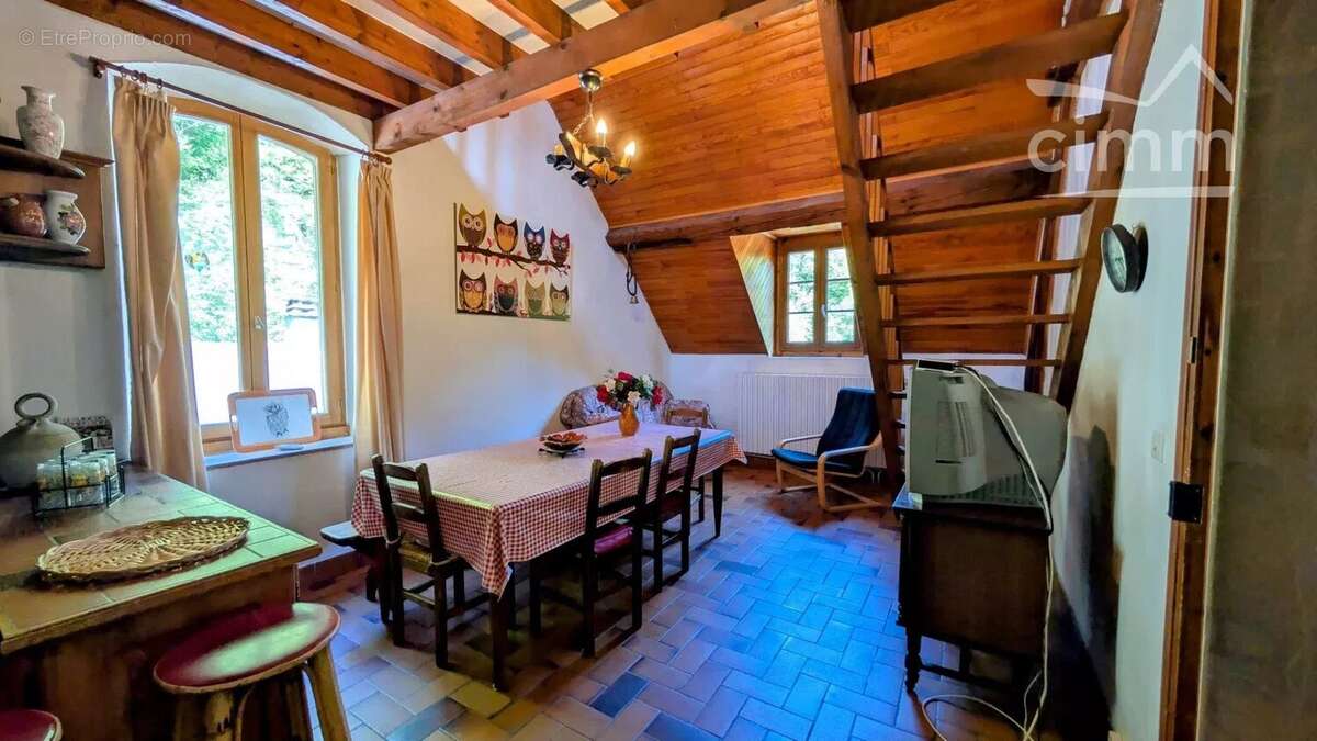 Maison à SAINT-PIERRE-DE-CHARTREUSE