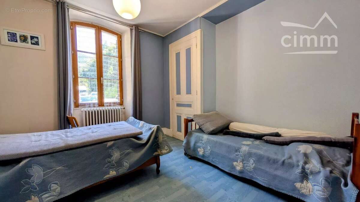 Maison à SAINT-PIERRE-DE-CHARTREUSE