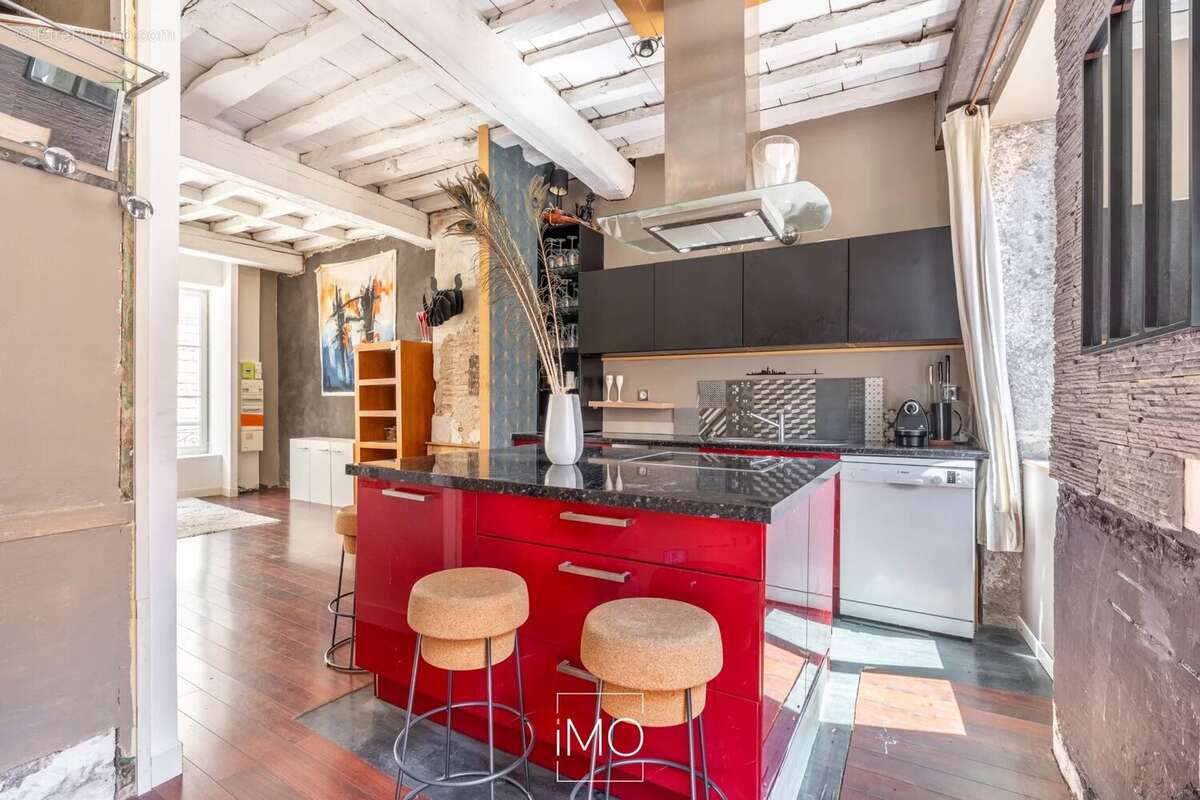 Appartement à CHASSELAY