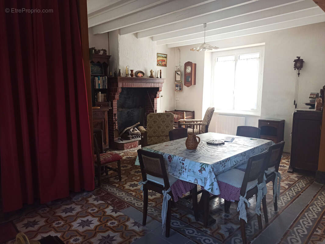 Maison à LES CAMMAZES