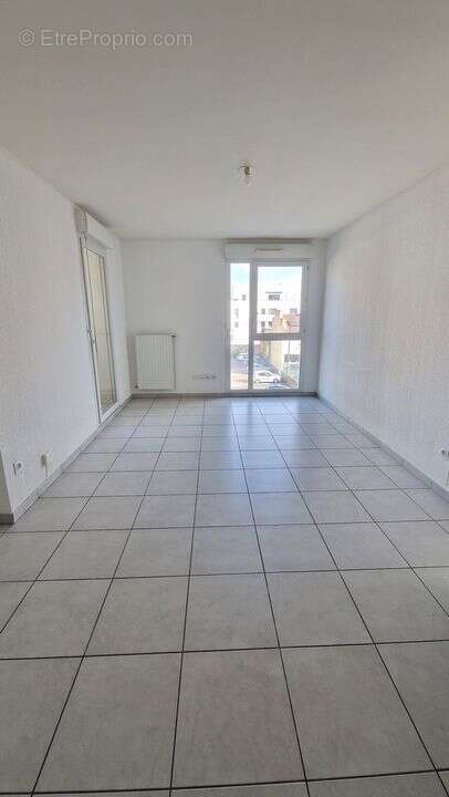 Appartement à LYON-8E