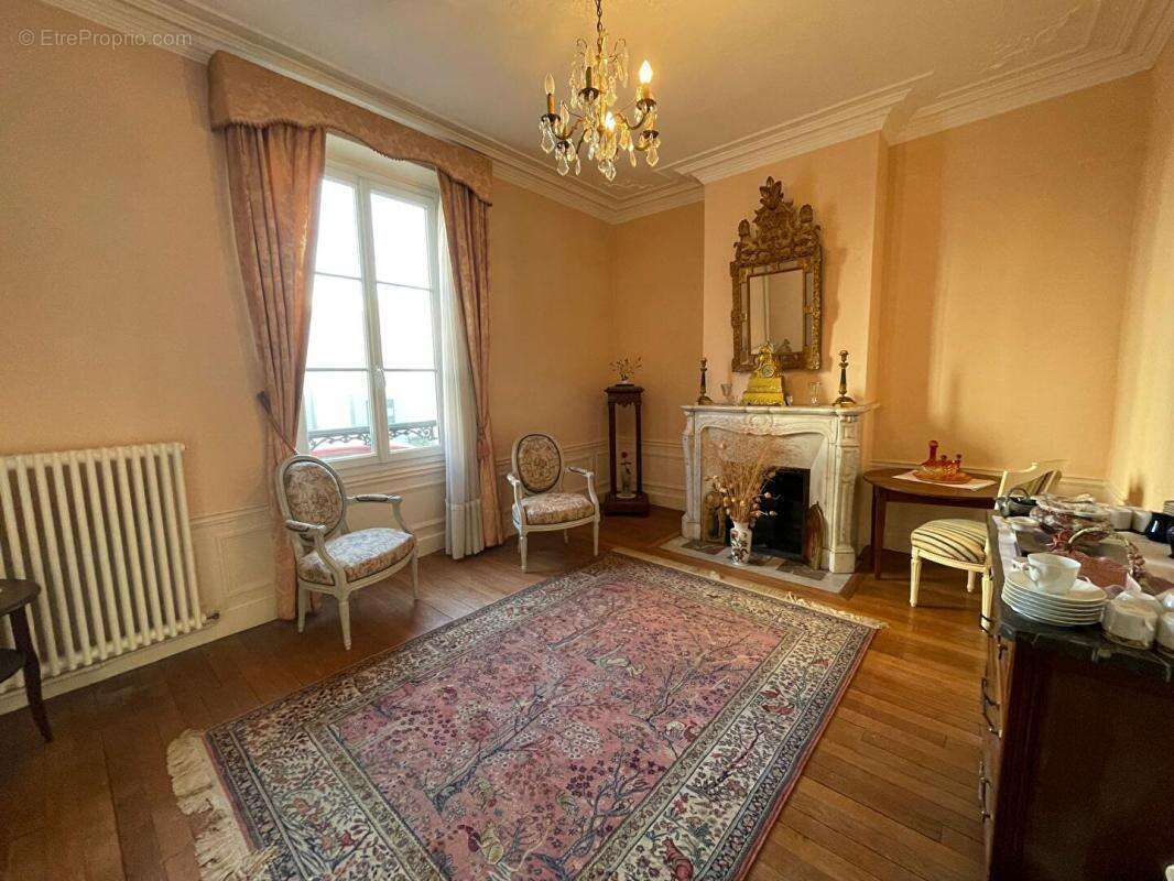 Maison à CHATEAU-THIERRY