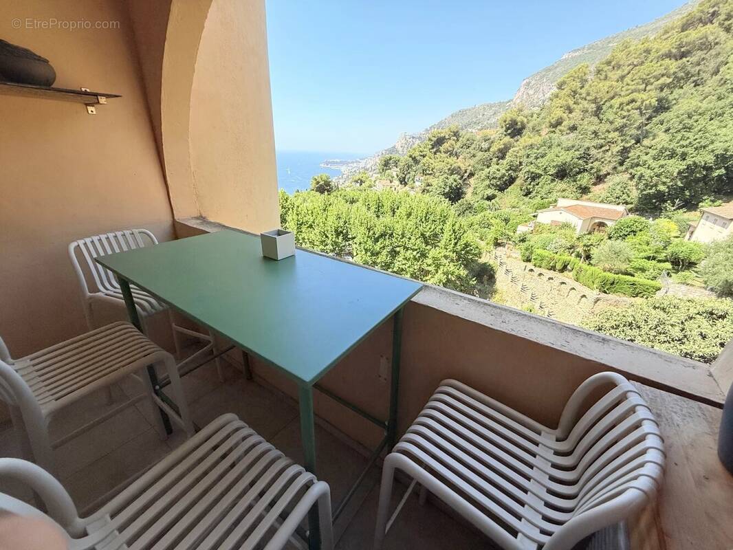 Appartement à ROQUEBRUNE-CAP-MARTIN
