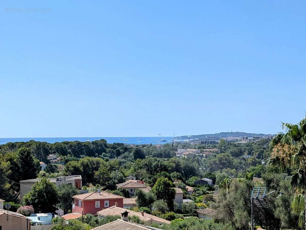 Maison à VILLENEUVE-LOUBET