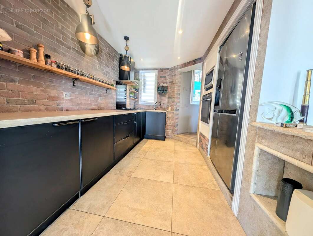 Maison à VILLENEUVE-LOUBET