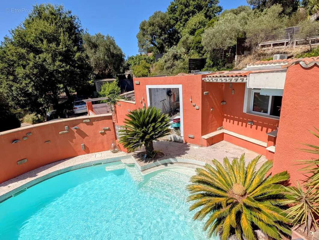 Maison à VILLENEUVE-LOUBET