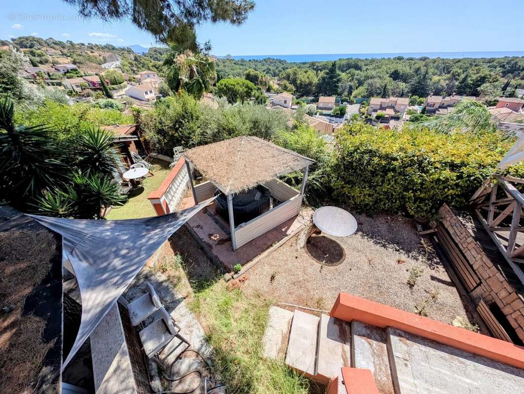 Maison à VILLENEUVE-LOUBET