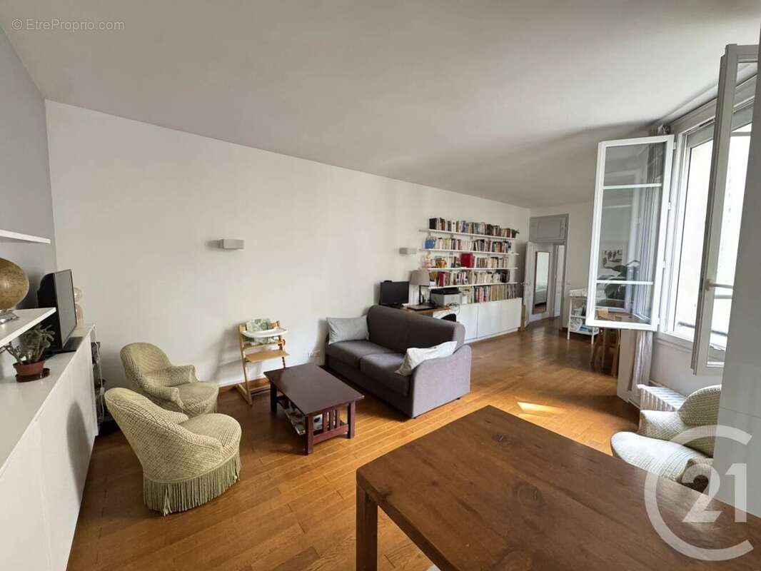 Appartement à PARIS-15E