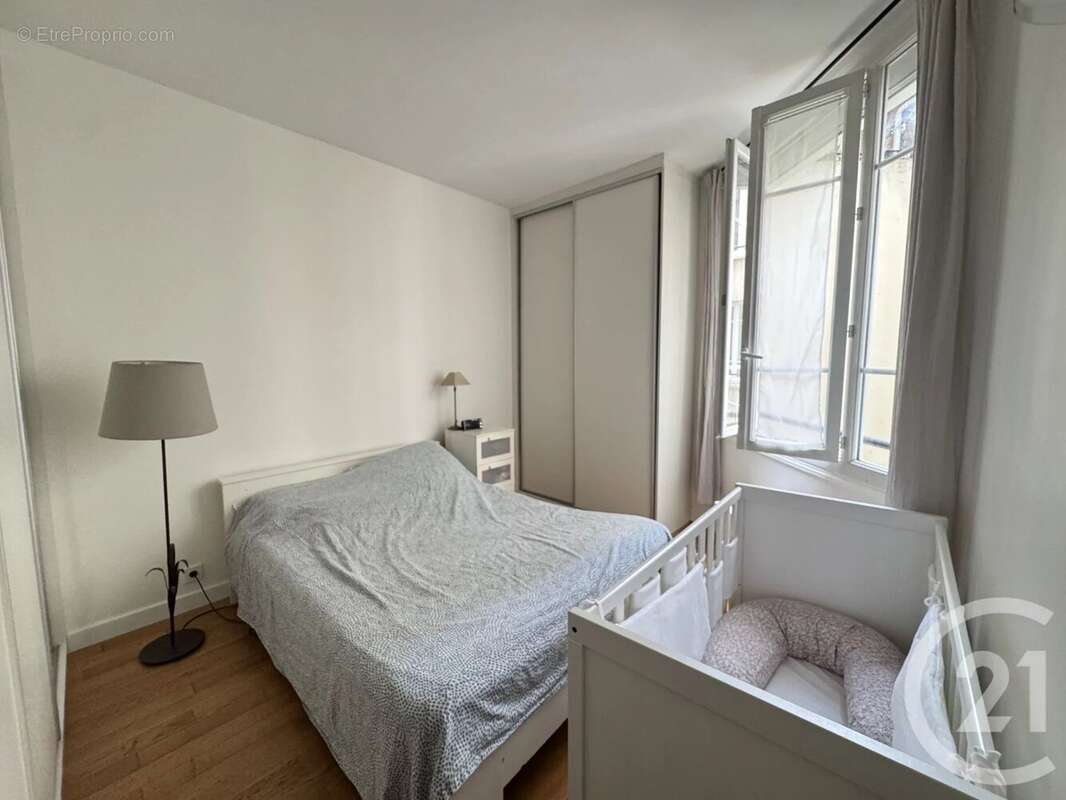 Appartement à PARIS-15E