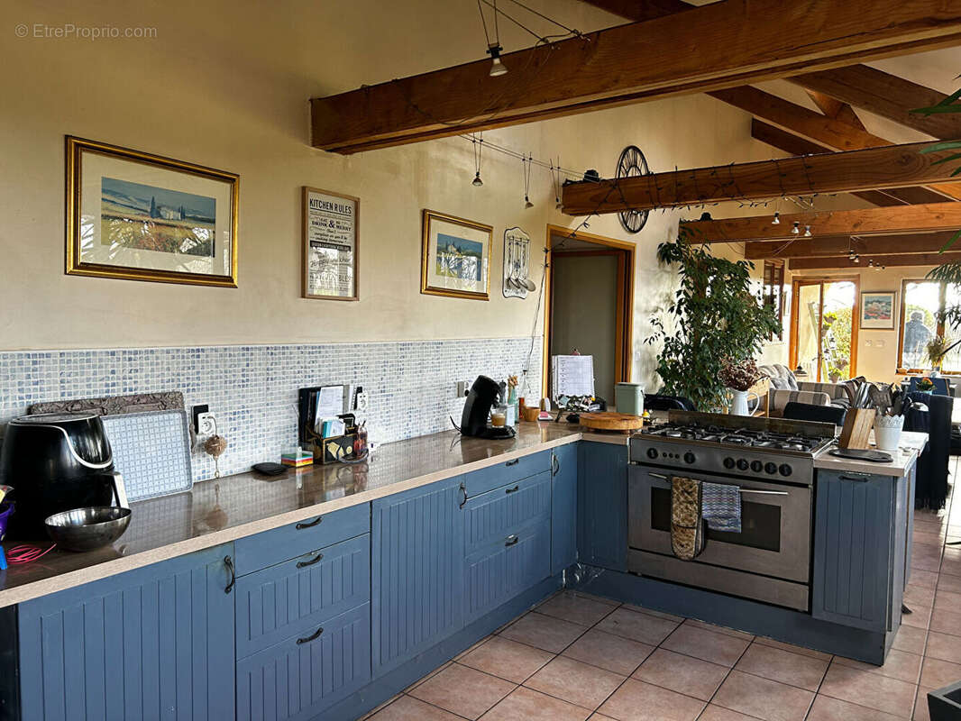 Maison à NADAILLAC-DE-ROUGE