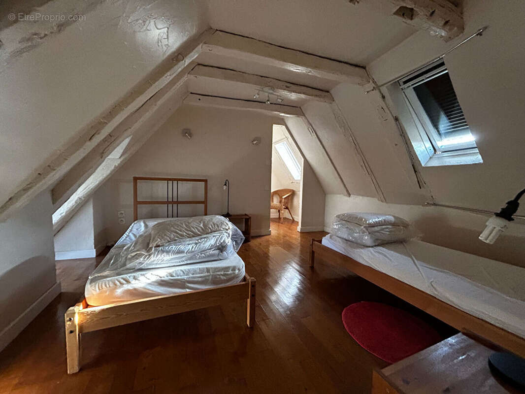 Maison à NADAILLAC-DE-ROUGE