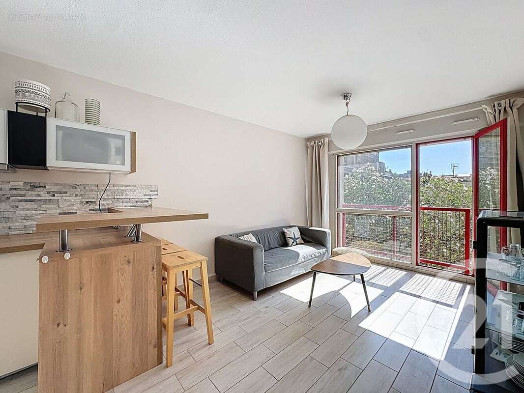 Appartement à BORDEAUX