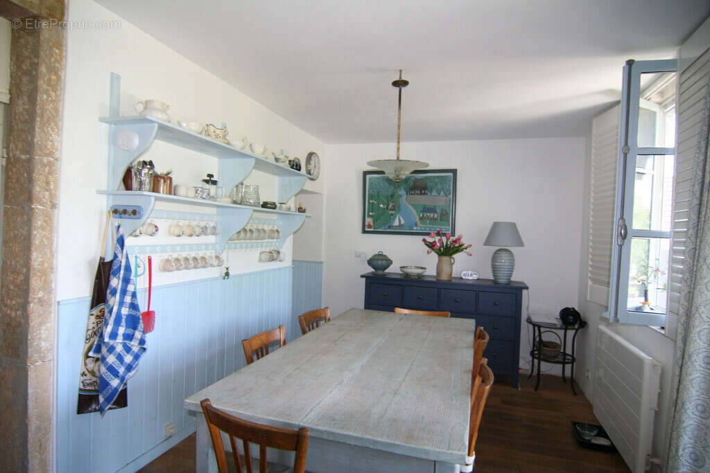 Maison à ISSY-L&#039;EVEQUE