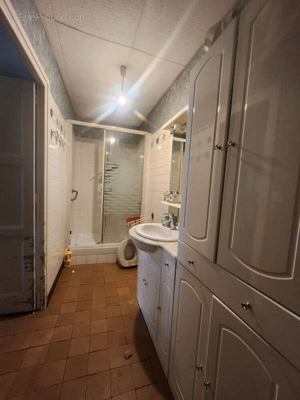 Photo 5 - Appartement à SAINT-LEONARD-DE-NOBLAT