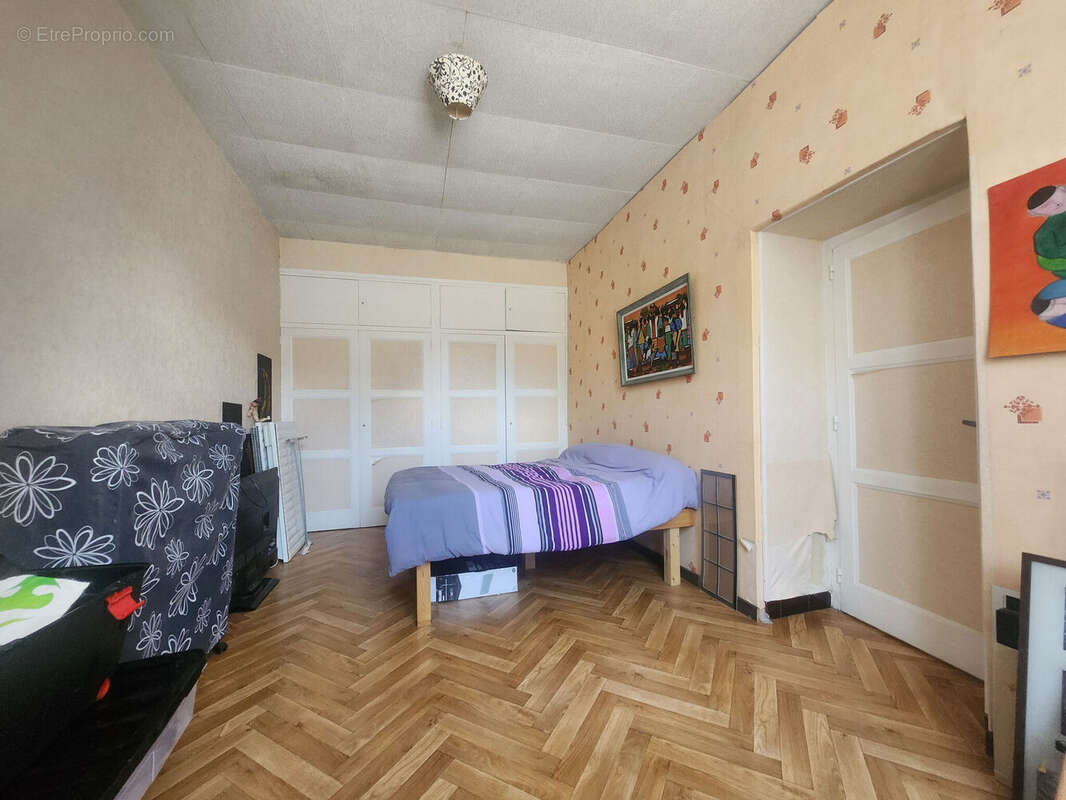 Photo 6 - Appartement à SAINT-LEONARD-DE-NOBLAT