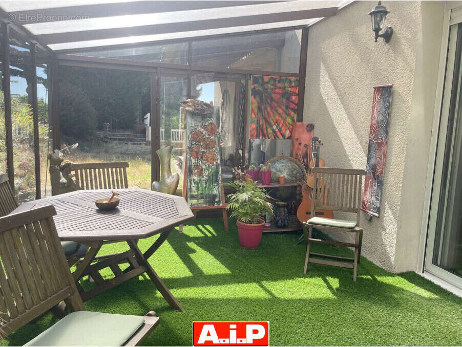 Maison à BREUIL-BARRET