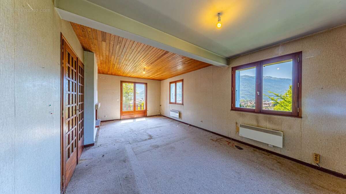 Maison à ALBERTVILLE