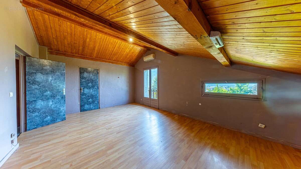 Maison à ALBERTVILLE