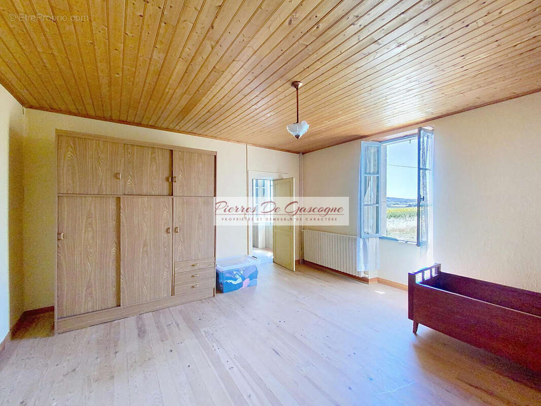 Chambre 2 - Maison à CASTERA-VERDUZAN