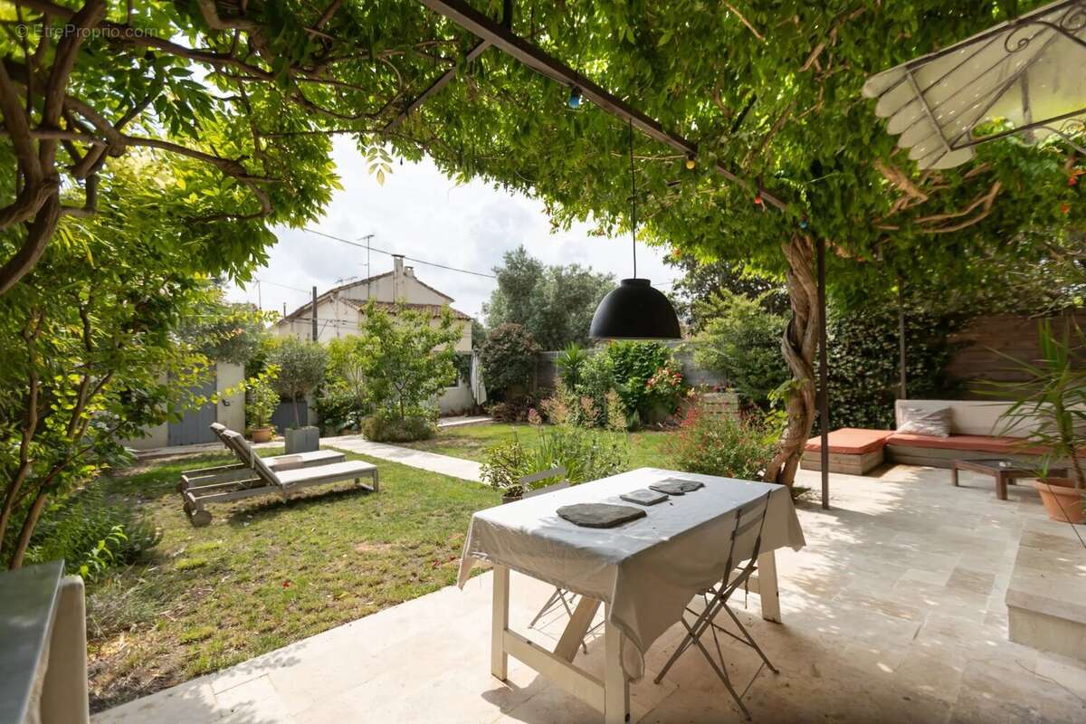 Maison à ARLES