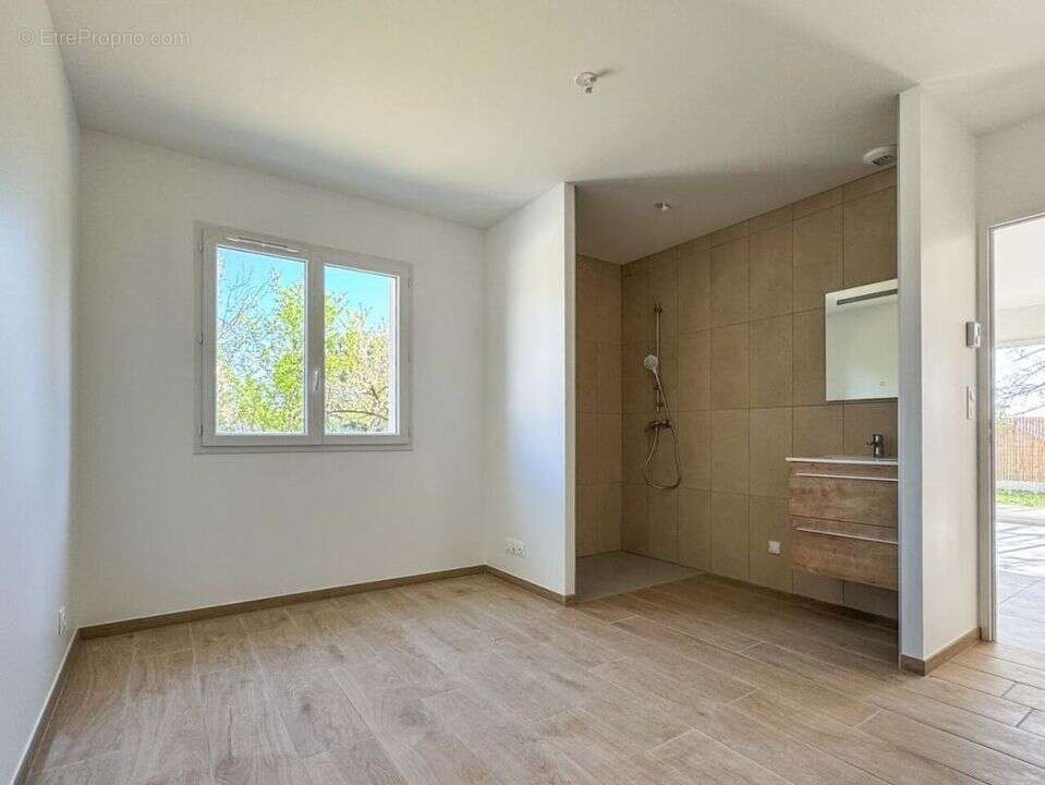 Maison à ROMANS-SUR-ISERE