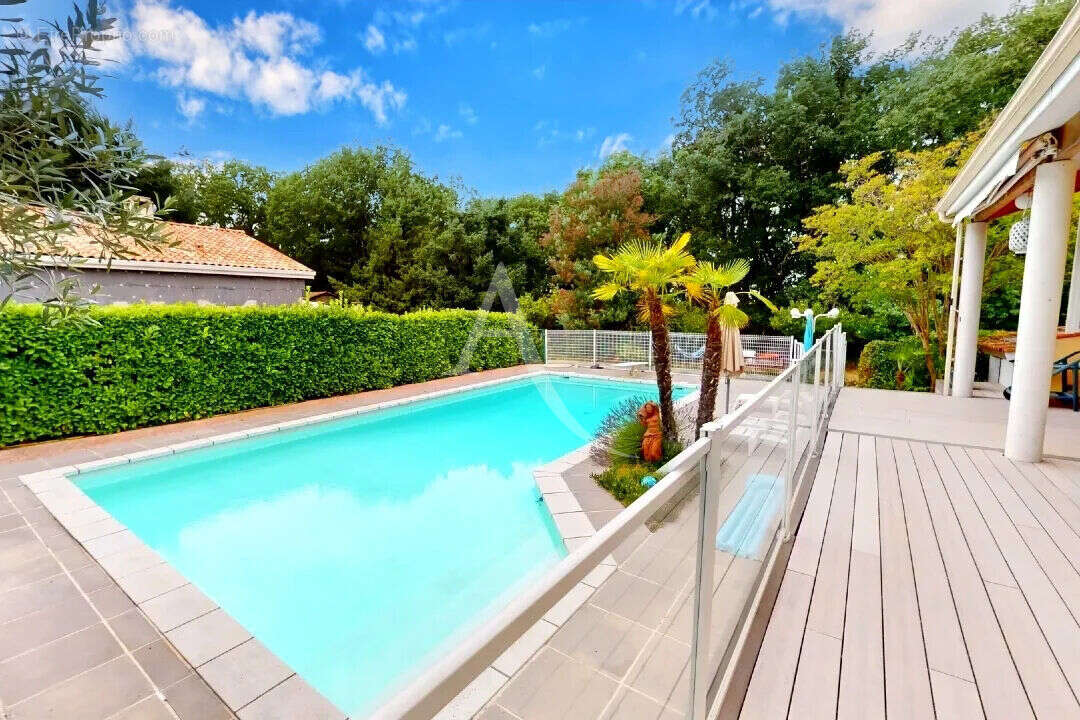 Maison à CORNEBARRIEU