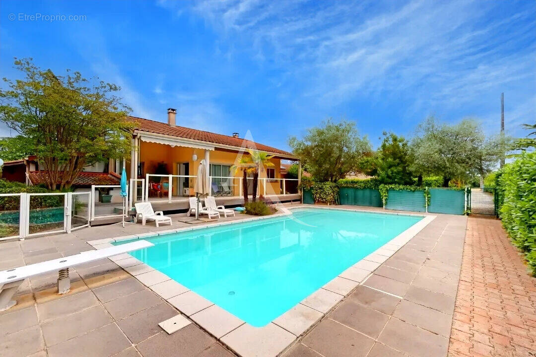 Maison à CORNEBARRIEU