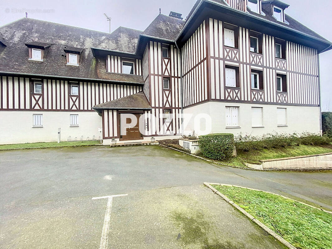 Appartement à TROUVILLE-SUR-MER
