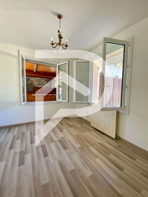 Maison à OLORON-SAINTE-MARIE