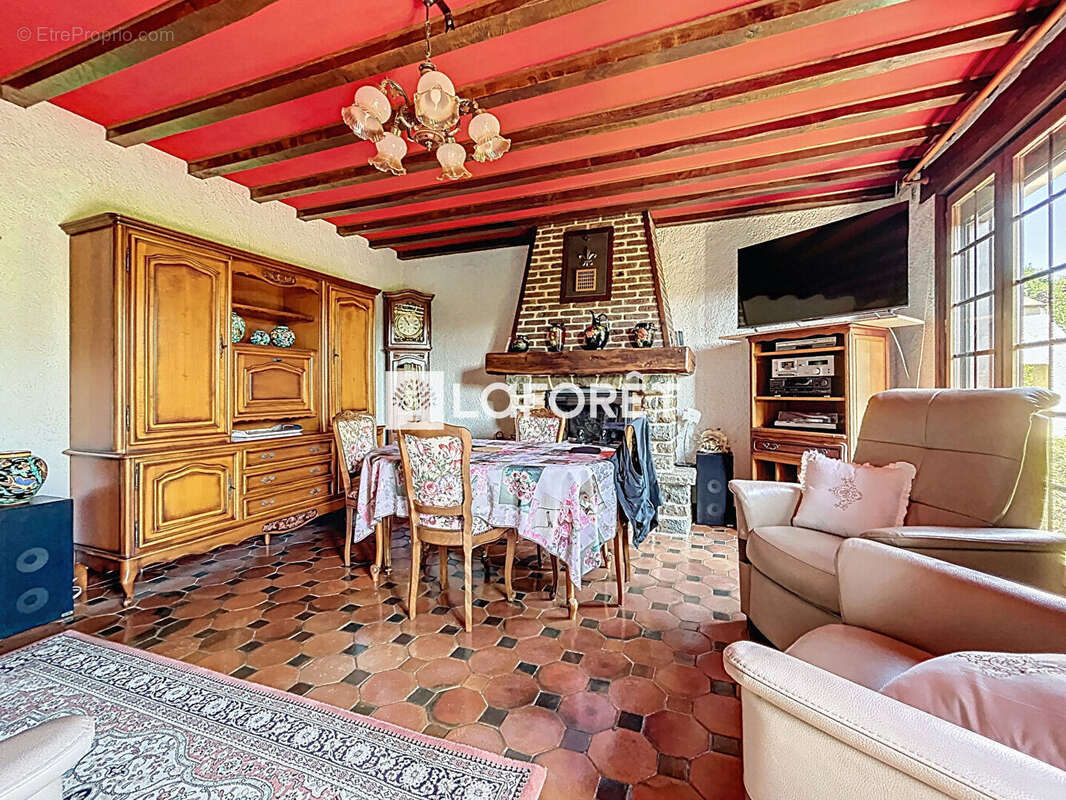 Maison à BONNIERES-SUR-SEINE