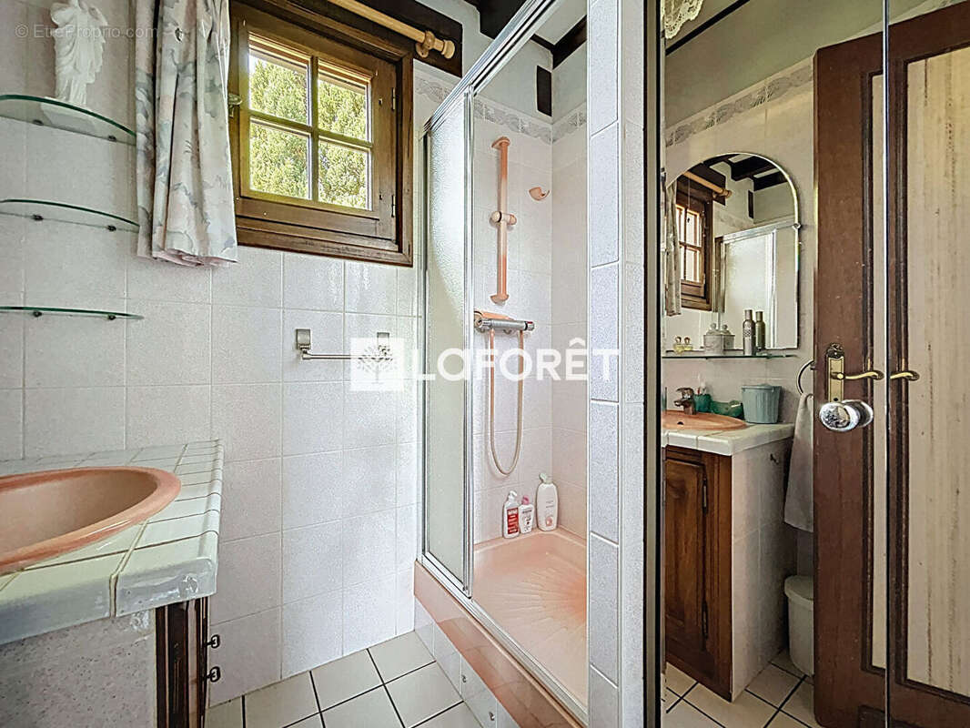 Maison à BONNIERES-SUR-SEINE