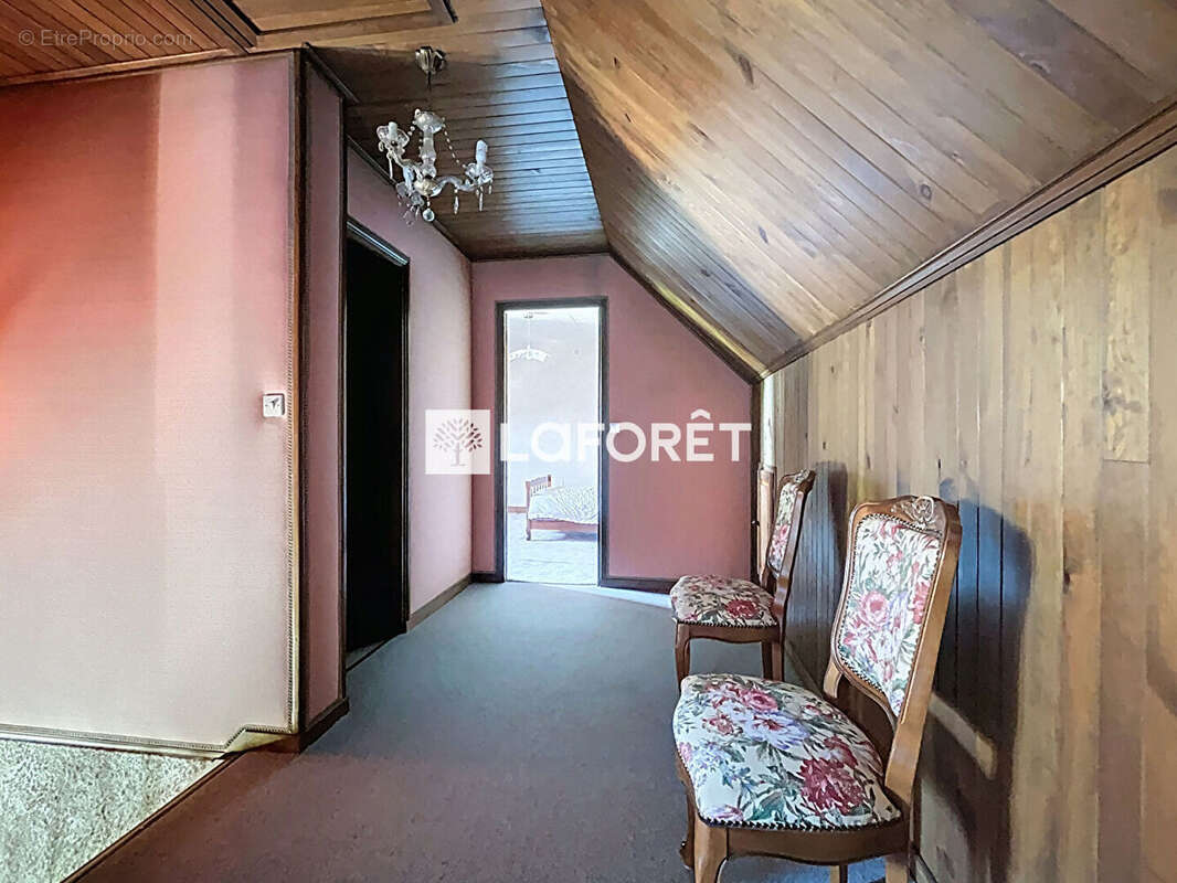 Maison à BONNIERES-SUR-SEINE