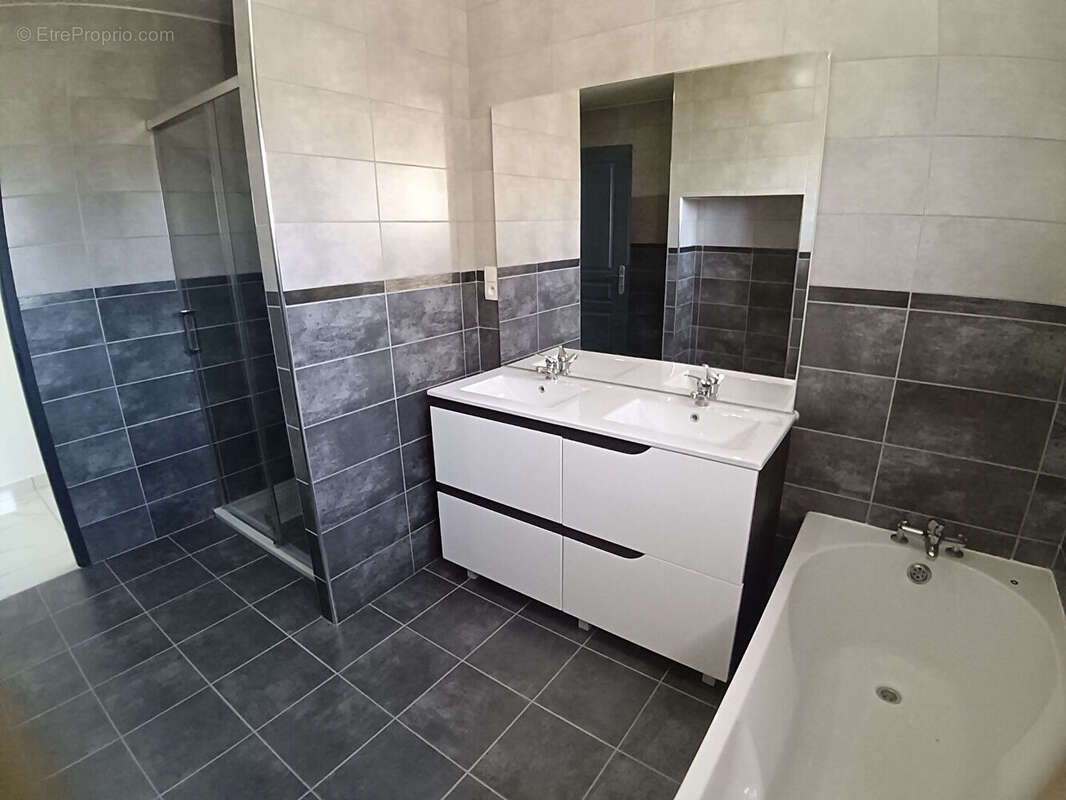 Maison à CASTELSARRASIN