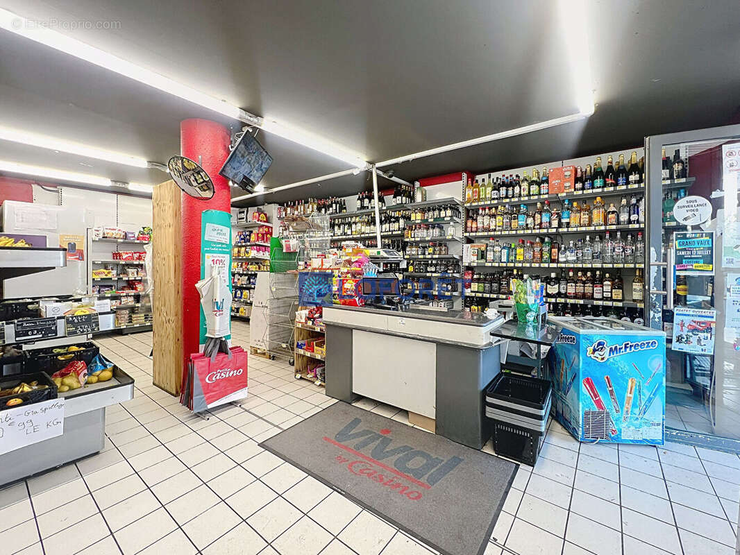 Commerce à SAVIGNY-SUR-ORGE