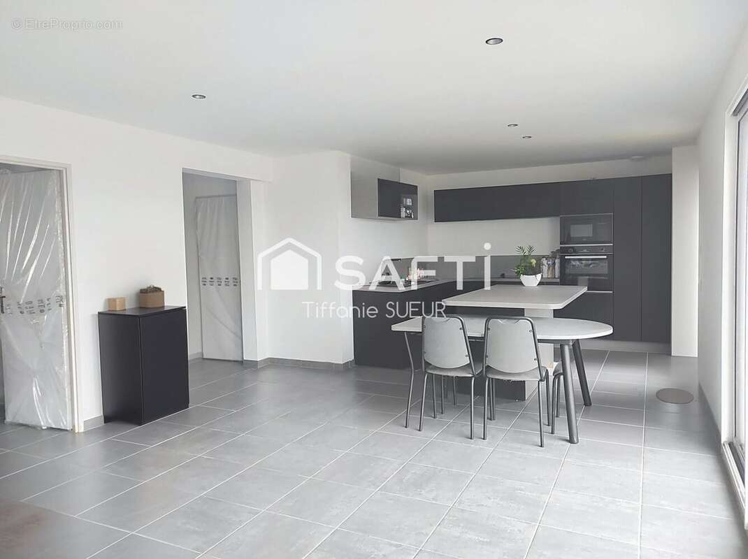 Photo 2 - Maison à MONTIGNY-EN-GOHELLE