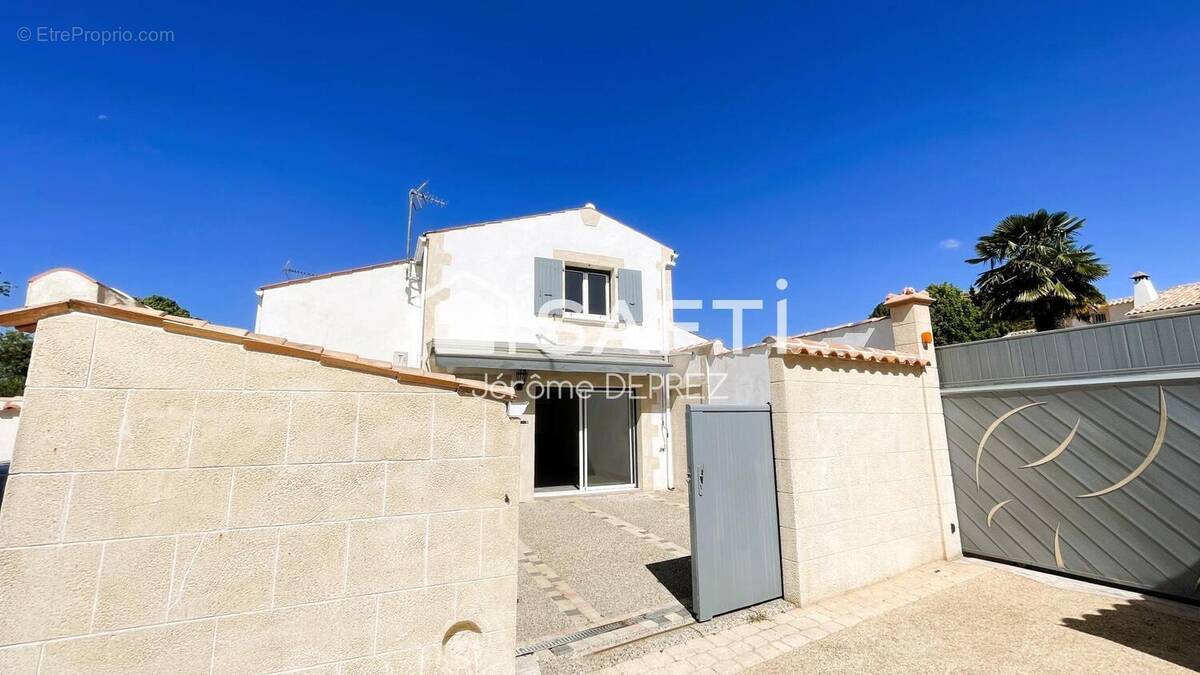 Photo 1 - Maison à SALLES-SUR-MER