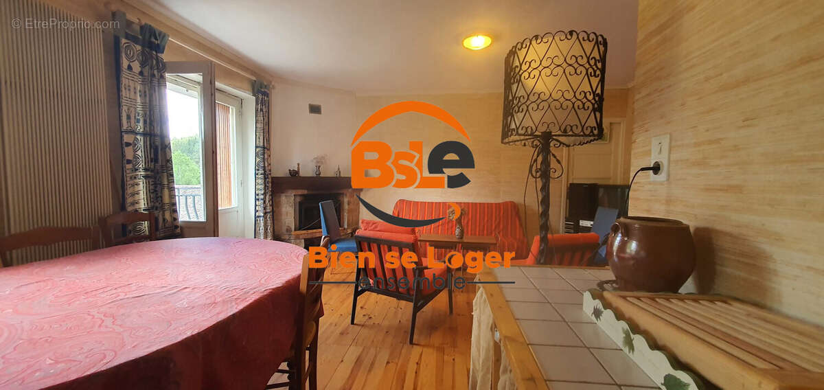 BSLE Saint Chely Immeuble de rapport   - Appartement à AUROUX