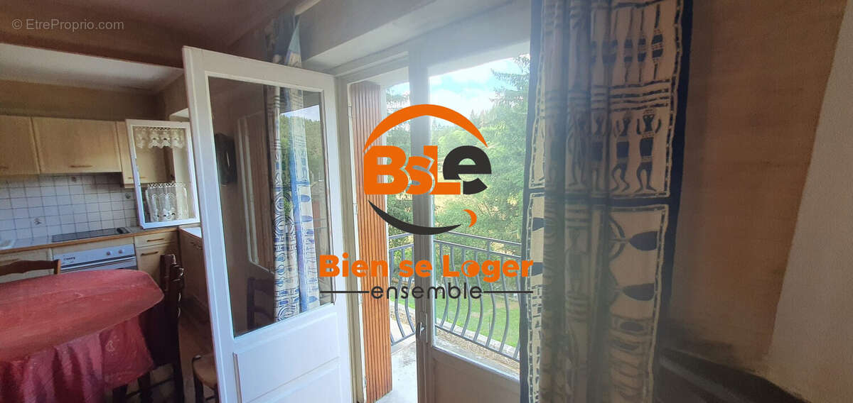 BSLE Saint Chely Immeuble de rapport   - Appartement à AUROUX