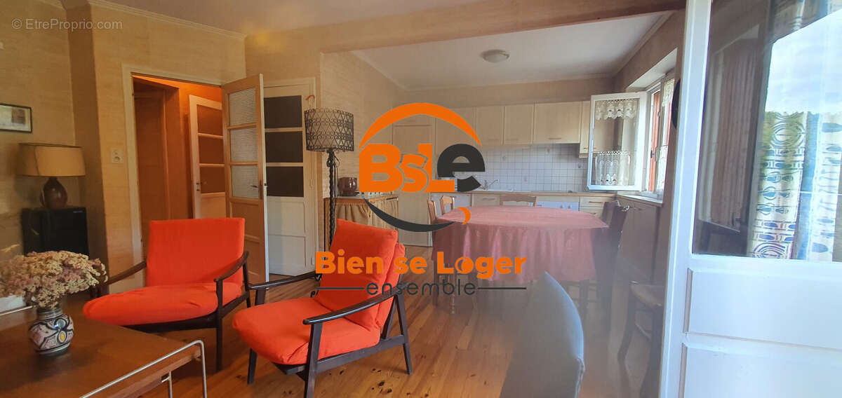 BSLE Saint Chely Immeuble de rapport   - Appartement à AUROUX