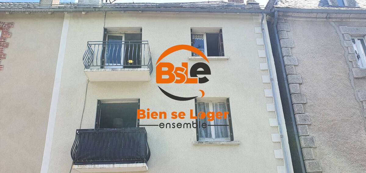 BSLE Saint Chely Immuble de rapport  - Appartement à AUROUX