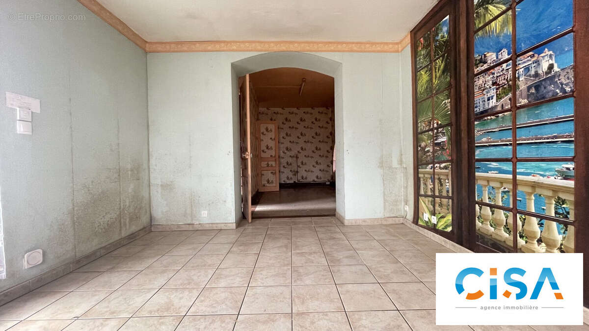 Maison à PONT-SAINTE-MAXENCE