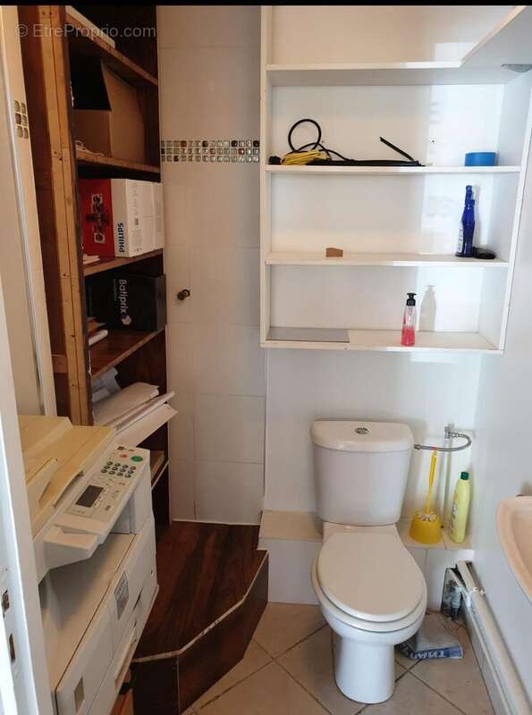 Photo 2 - Commerce à SAINT-MAUR-DES-FOSSES